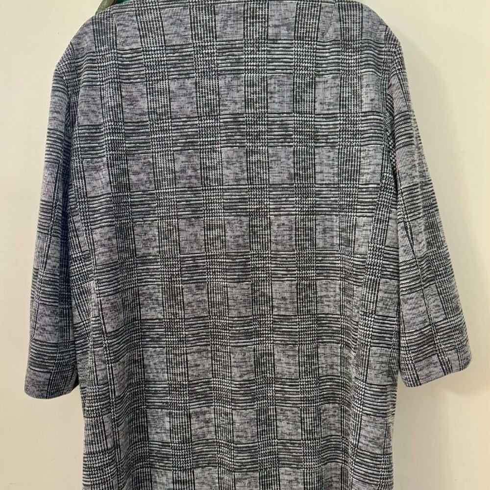Jones New York Glen Plaid Coat Blazer – Size Large, Black and White - Picture 7 of 7